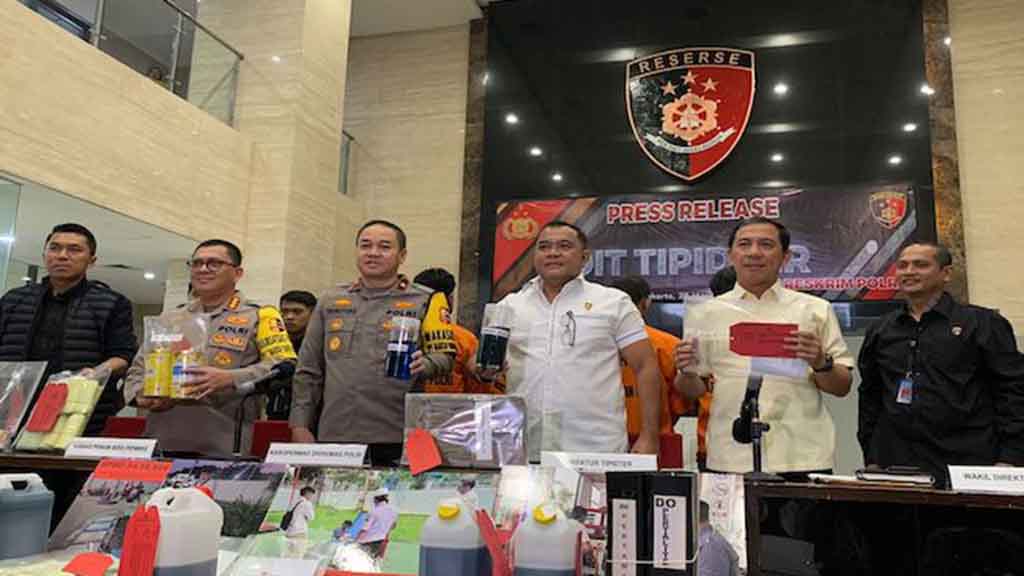 Polri Ungkap Kasus BBM Pertamax Palsu, Lima Orang Jadi Tersangka